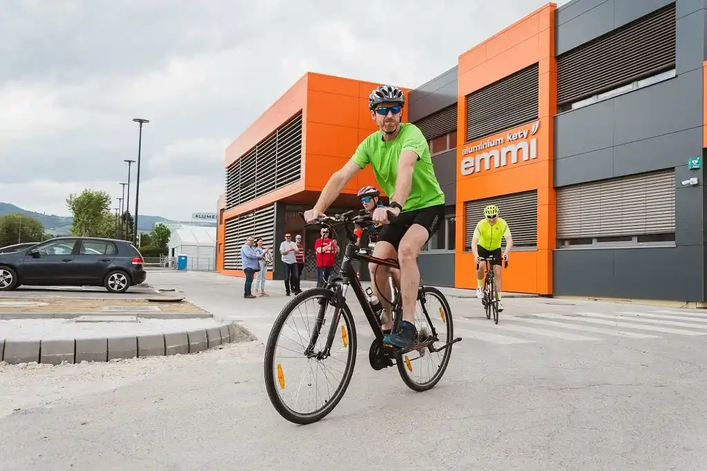 emmi-varnost-in-zdravje-pri-delu-2 emmi-varnost-in-zdravje-pri-delu-2